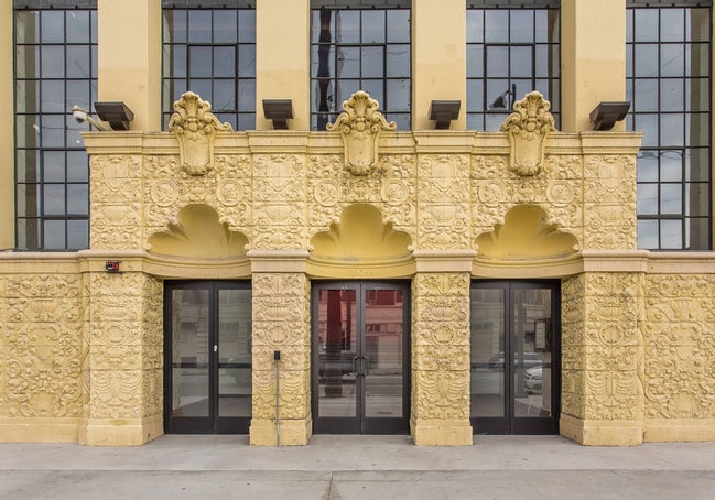 Building Photo - 200 N San Fernando Rd Unit 501