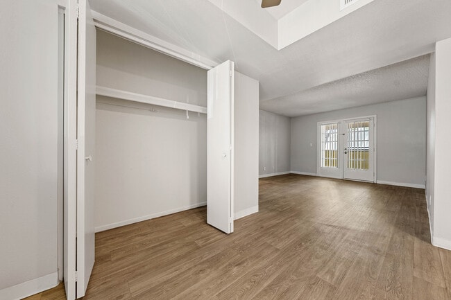 Photo - Villatree Apartments
