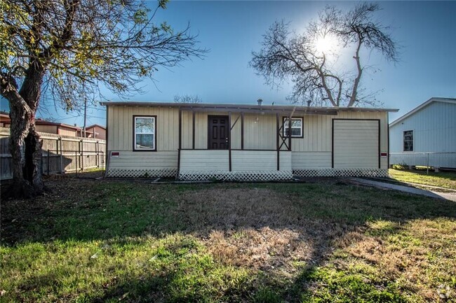Building Photo - 1705 Whiting Dr Rental