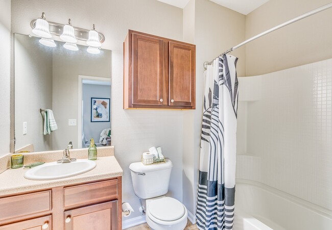 Vintage Retreat Apartments