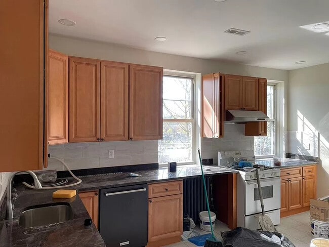 Photo - 16 Copenger St