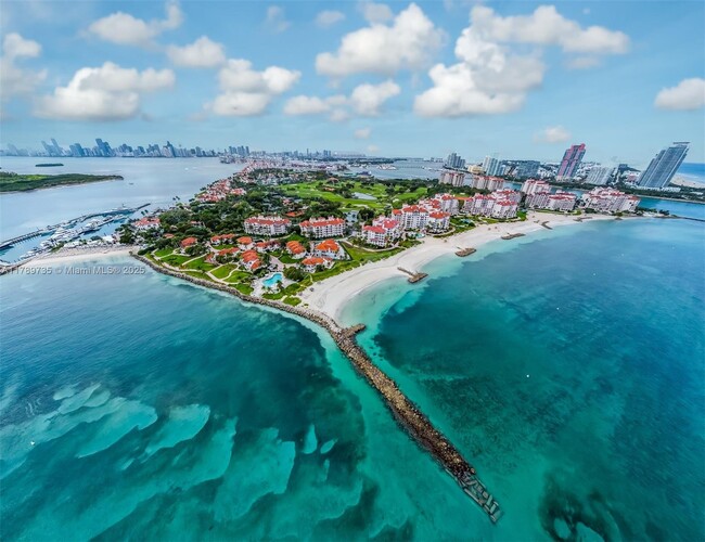 Building Photo - 19237 Fisher Island Dr Unit 19237 Rental