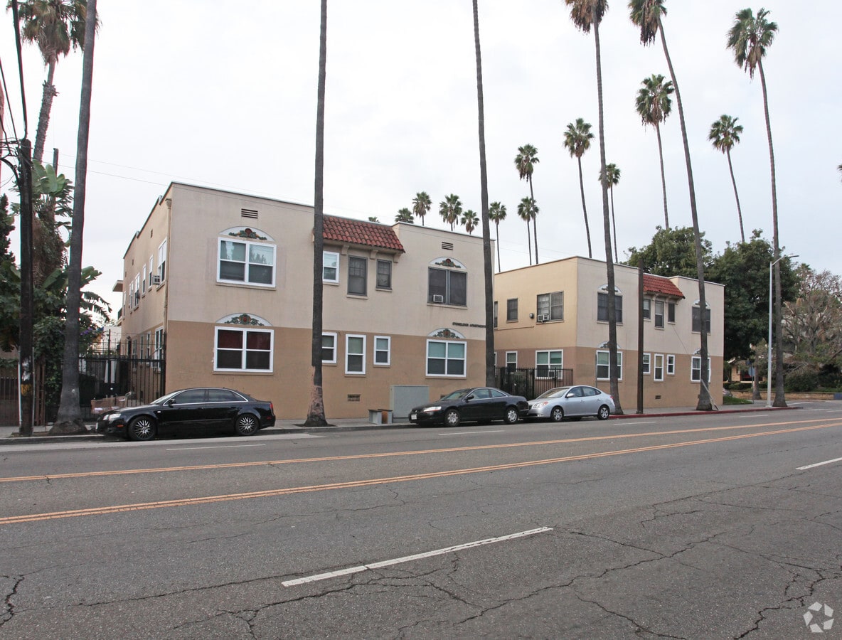 Photo - Stoneleigh Apartments