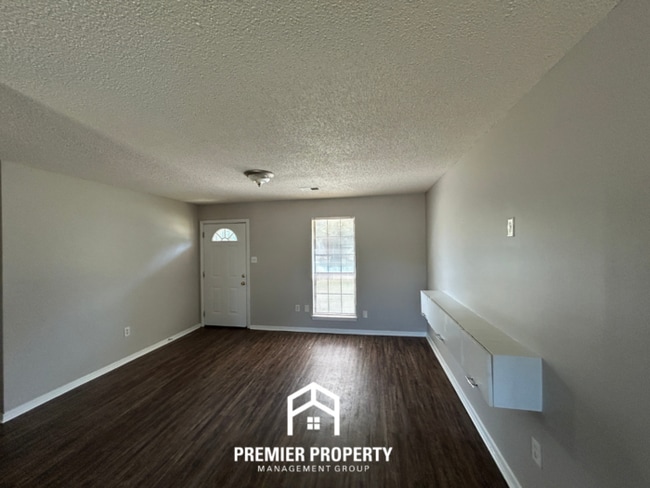 Photo - 6200 Somerset Cove