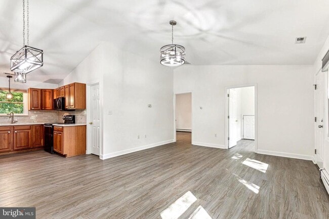 Photo - 1500 St Margarets Rd