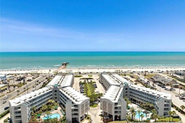 Building Photo - 6102 Seawall Blvd Unit 329
