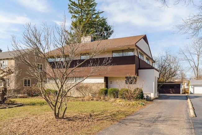 Building Photo - 55 S Merkle Rd