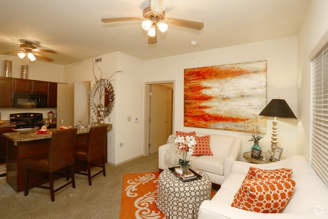 1BR, 1BA Classic - 544SF - Living Area