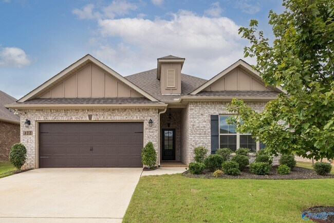 Photo - 122 Princewater Dr