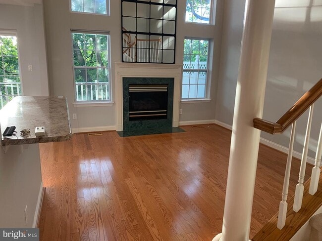 Building Photo - 94 Lemonton Way