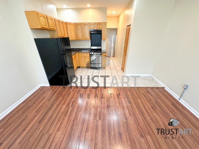 Photo - 3042 N 15th St Unidad 2