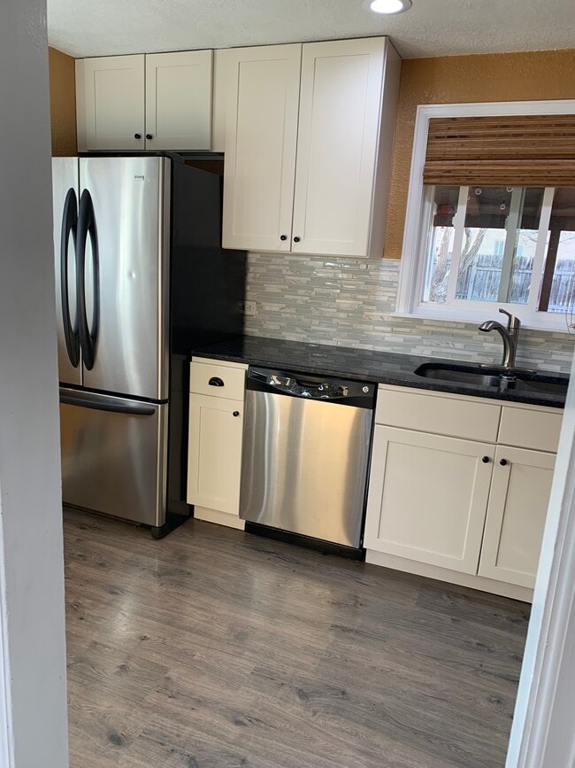 Photo - 3541 Olive St