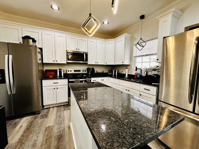 236 Buxton Ave