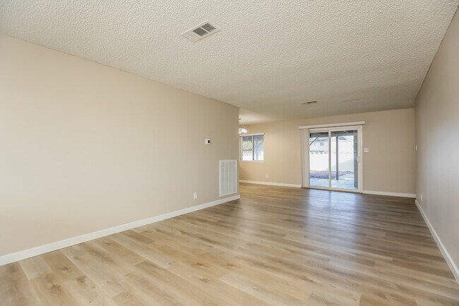 Photo - 8240 Stapleton Ave