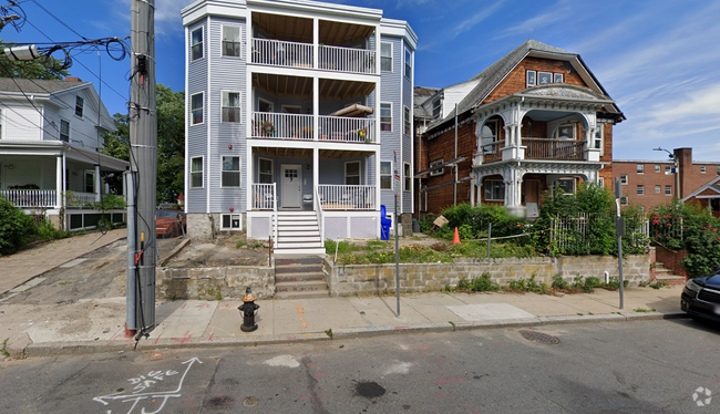 Building Photo - 7 Allston St Unit 3 Rental