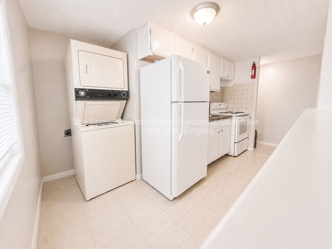 Photo - 316 Finley Dr