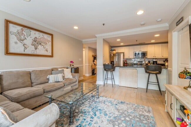 Building Photo - 70 Adams St Unit 2A Rental