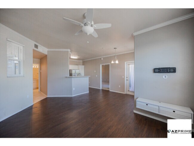 Photo - Welcome to this beautifully maintained 1/1 condo in the sought-after Carlyle Condominiums!
