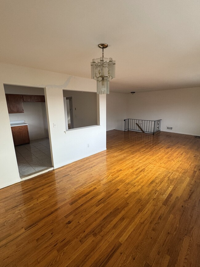 Dining Room - 28 Young Ave Unit 2