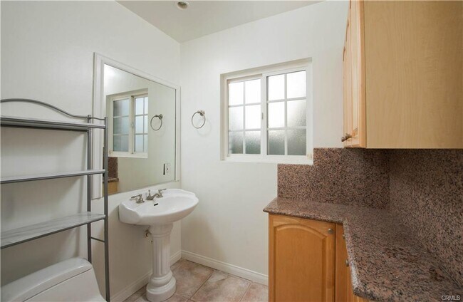 Photo - 3610 Scadlock Ln