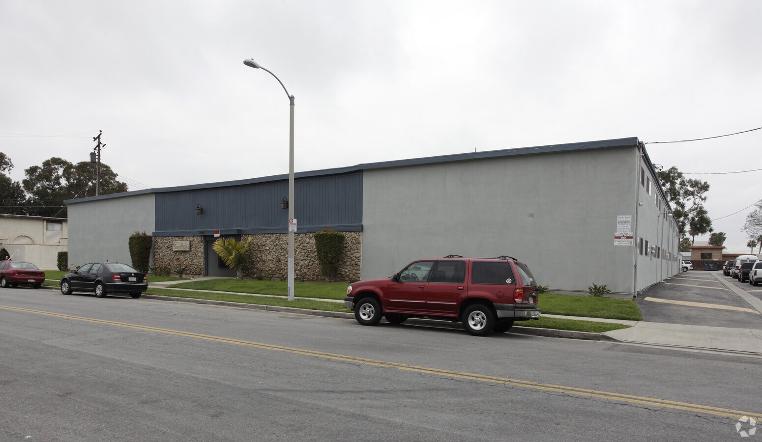 Photo - Stonehenge Apartments