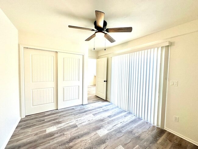 Photo - Available 10/10/25! Modern Renovated 2 Bed...