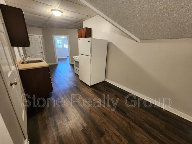 Photo - 610 S 5th St Unit Apt D