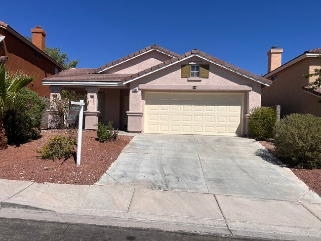 Building Photo - 1501 Waterton Dr