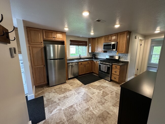 Photo - 75601 8th Street Rd