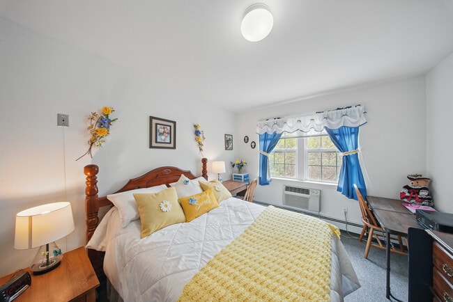 Water's Edge 55+ Senior Community