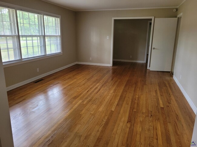 Photo - 2989 King Alfred Dr