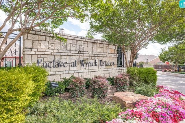 Photo - 11301 Dinsdale Dr