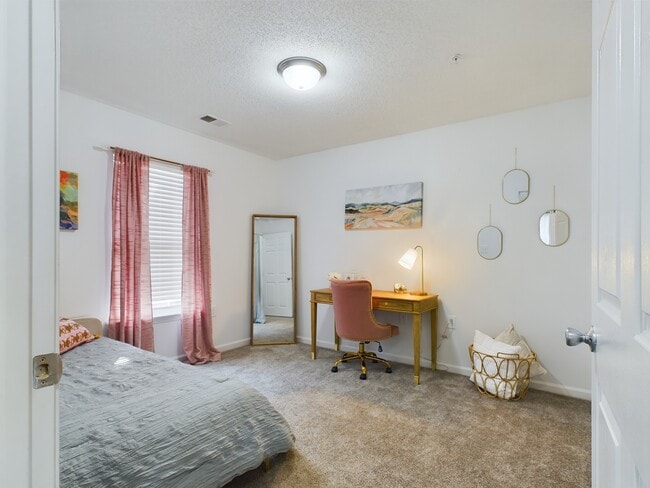 1, 2 and 3 Bedrooms Availabilty