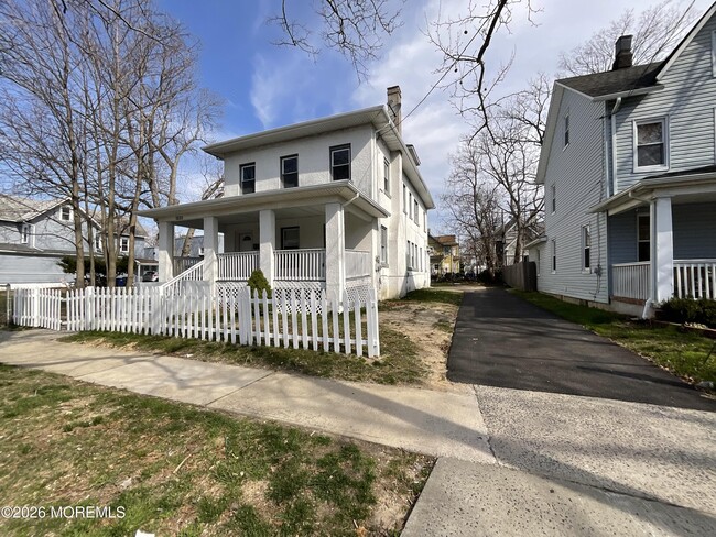 Photo - 1015 Mattison Ave