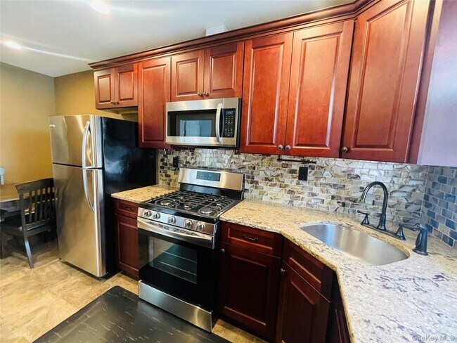 Photo - 47-32 39th St Apartment