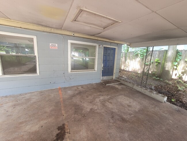 Photo - 731 23rd St Unit 3