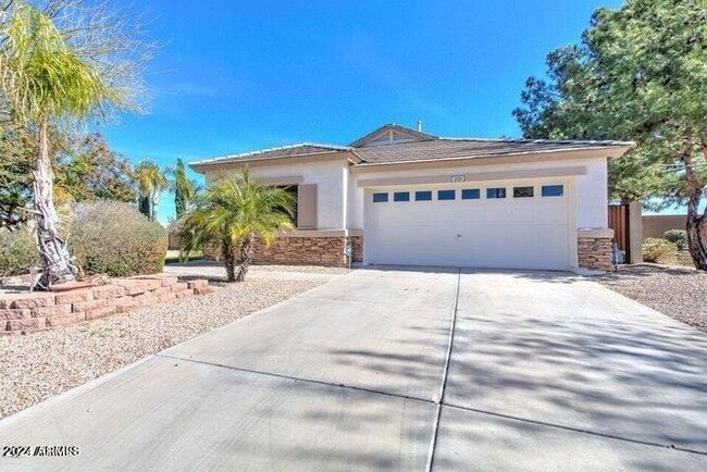 Building Photo - 2131 S Peppertree Dr Rental