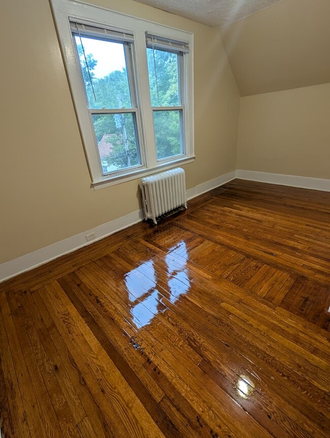 Photo - 73 Willis St Unit 3