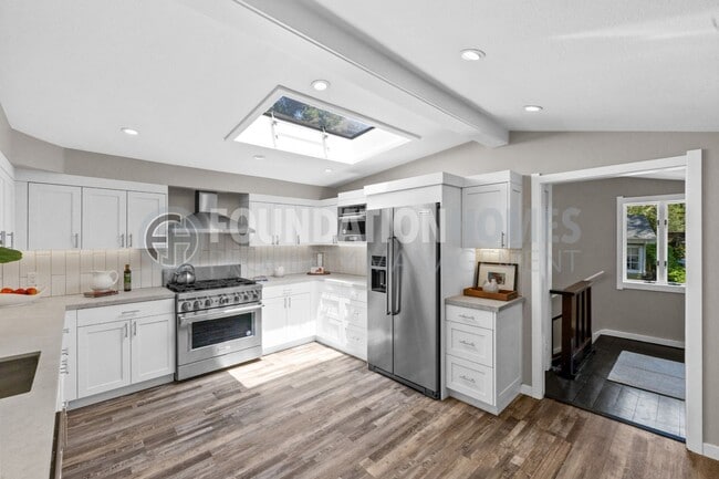 Photo - Charming 3 bed/2.5 bath in the heart of do...