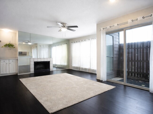 Photo - 8020 Braesmain Dr Unidad 1603