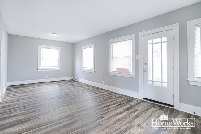 Photo - Your Ideal Home Awaits in River Park!