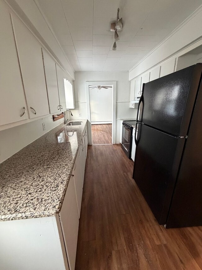 Photo - Single Family 3 Bedroom