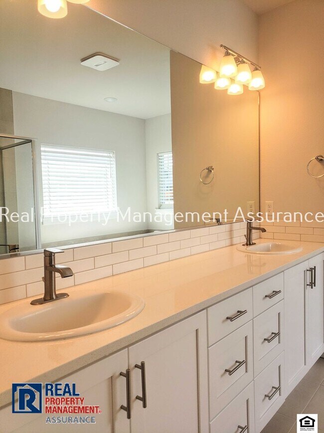 Photo - Spacious 3BR/2.5BA in Desirable River Terrace Community!