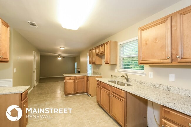 Photo - 6318 Shell Dr SW