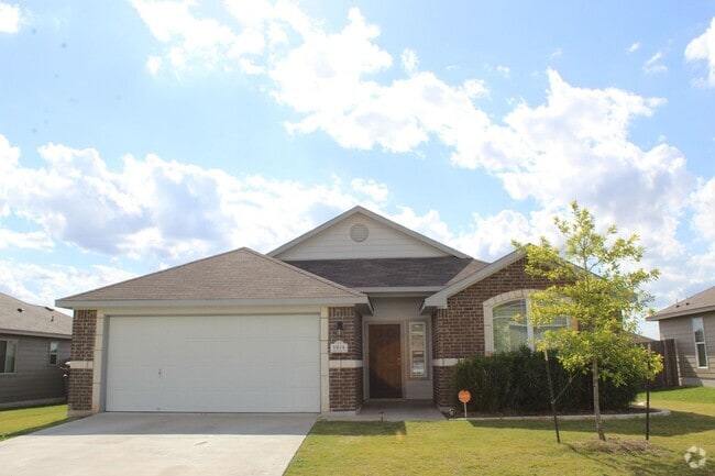Building Photo - ALMOST NEW, CUTE 3 BEDROOM, 2 BATH Rental