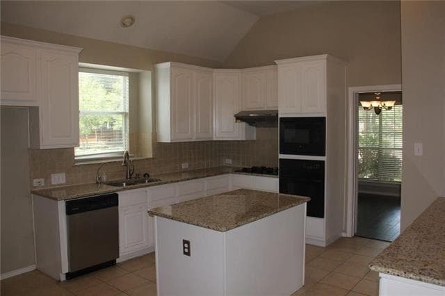 Photo - 104 San Mateo Ct