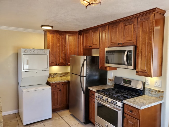 Photo - 3841-3845 Superior Street Unidad 3841