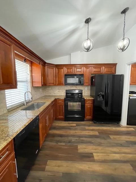 Photo - 800 Kintyre Ct