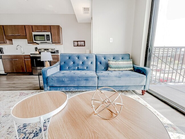 Photo - 1400 E Walnut St Unit SI ID1036793P