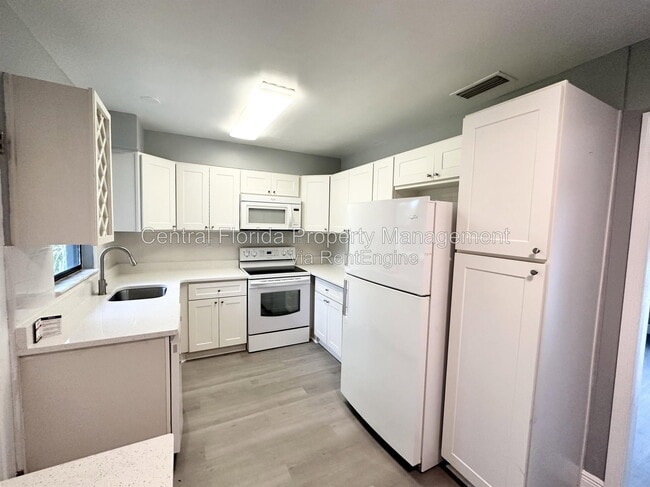 Photo - 1413 Carlson Dr